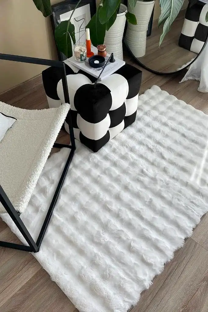 Bubble Peluş Halı Beyaz